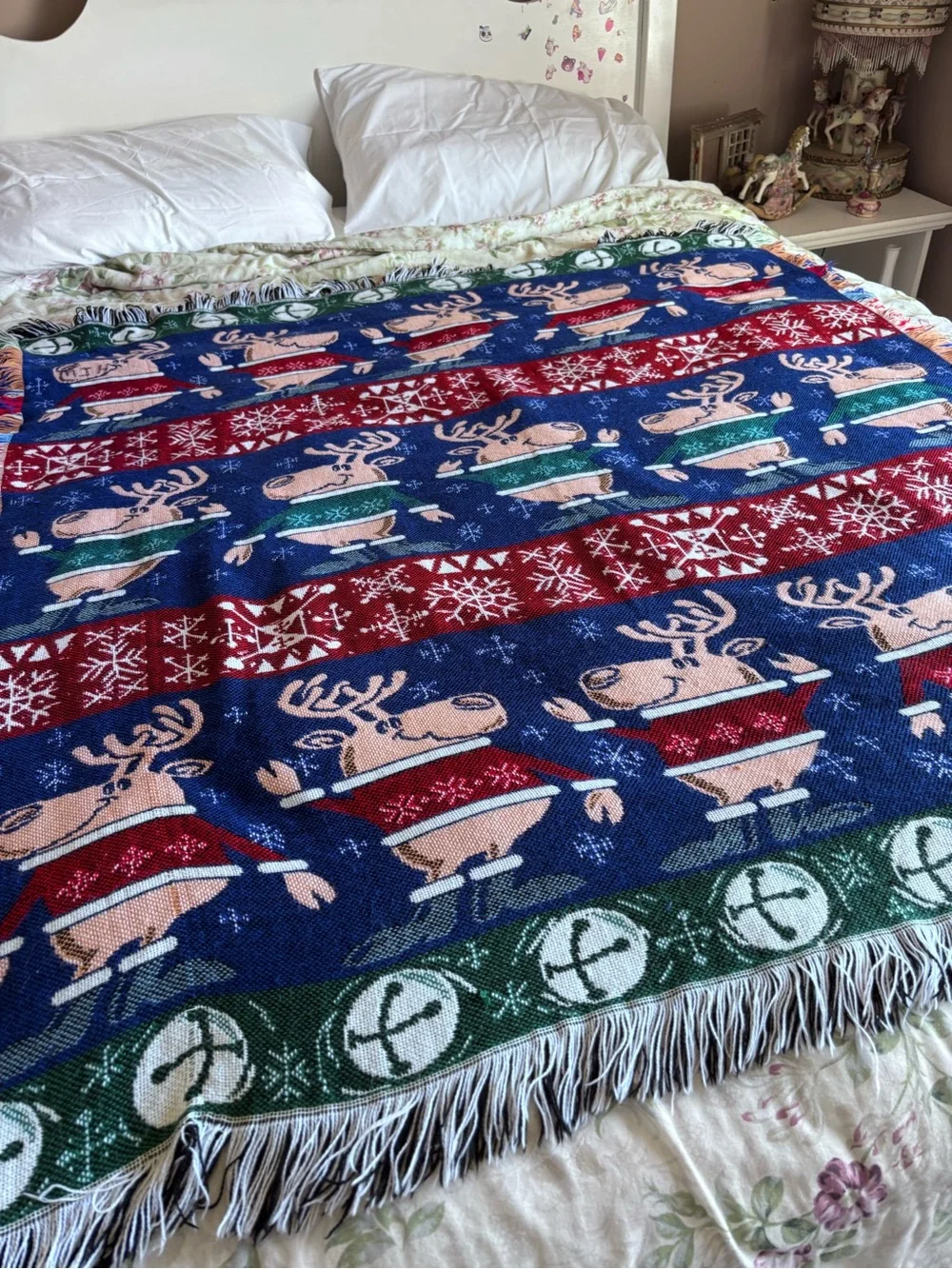 Holiday Reindeer Throw Blanket - Blue 52x48 Lightweight Christmas